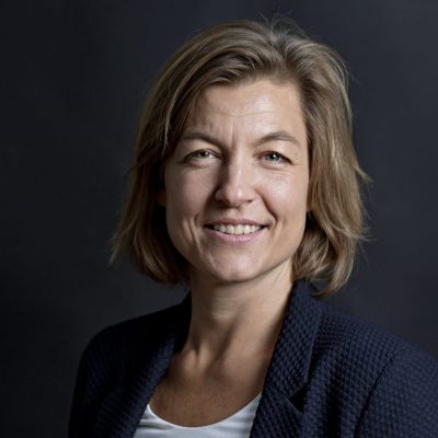 Information sælger abonnementer i små bidder