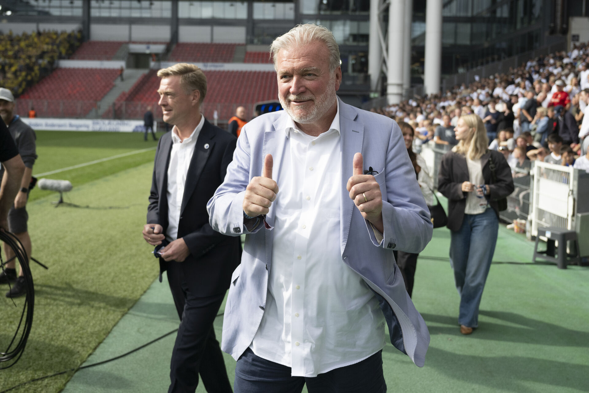 Lars Seier øger kontrollen i Dyrbys nye AI-medie Journalisten