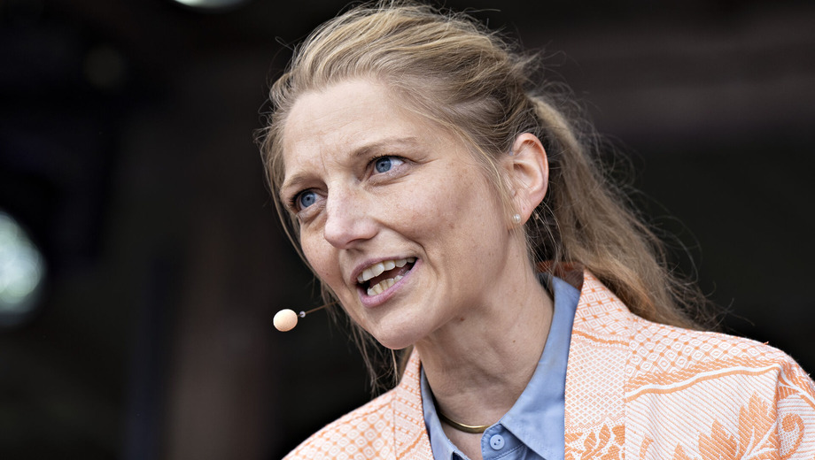 EL vil have kulturministeren i samråd om rettighedsstrid